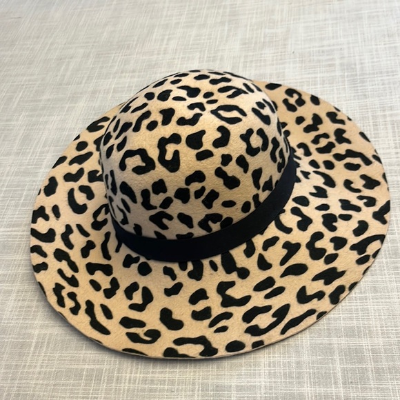 Raeffaello Bettini wool hat - Picture 1 of 3